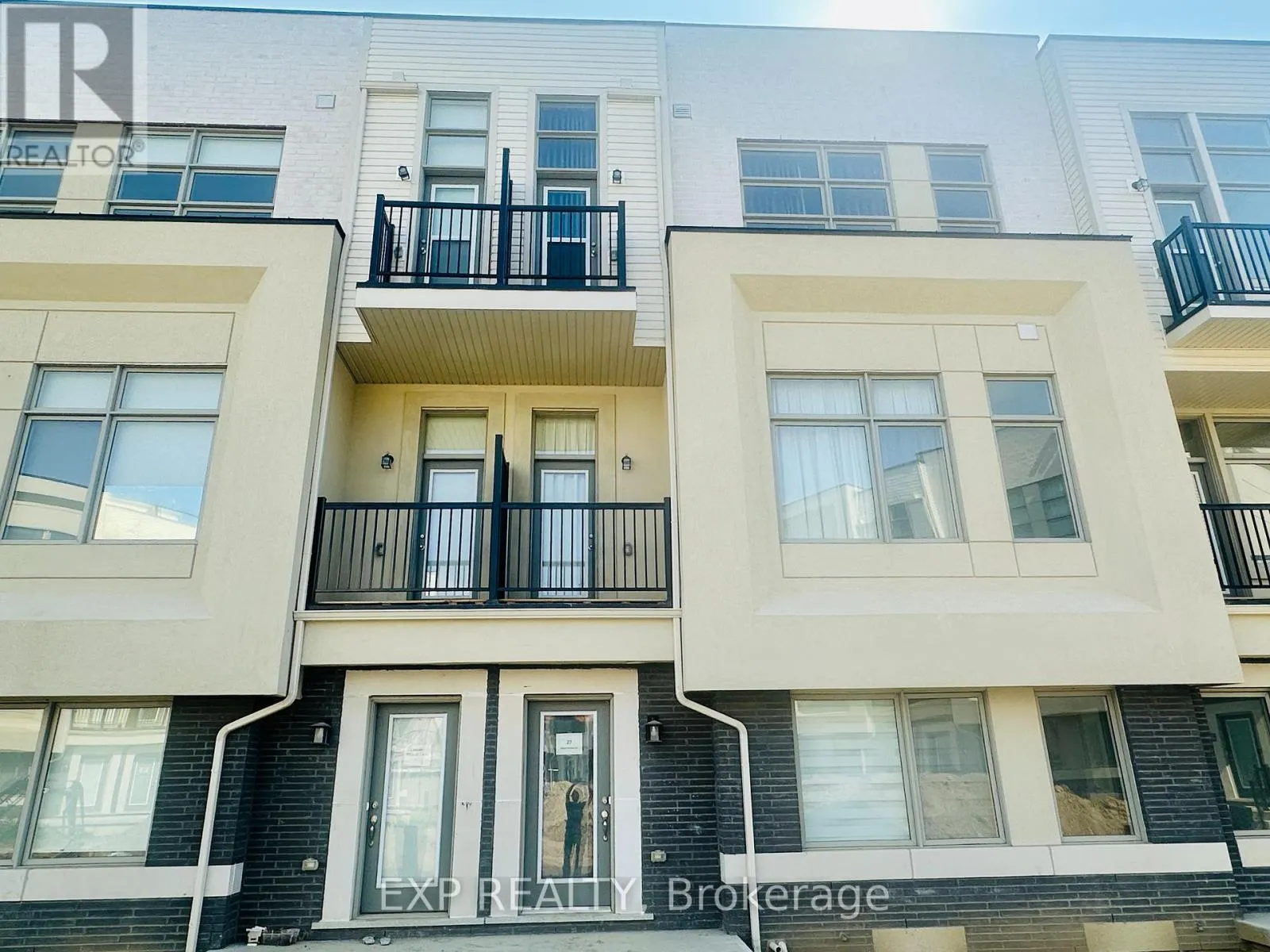 Row / Townhouse for rent: 27 Albert Firman Lane, Markham, Ontario L6C 2V6