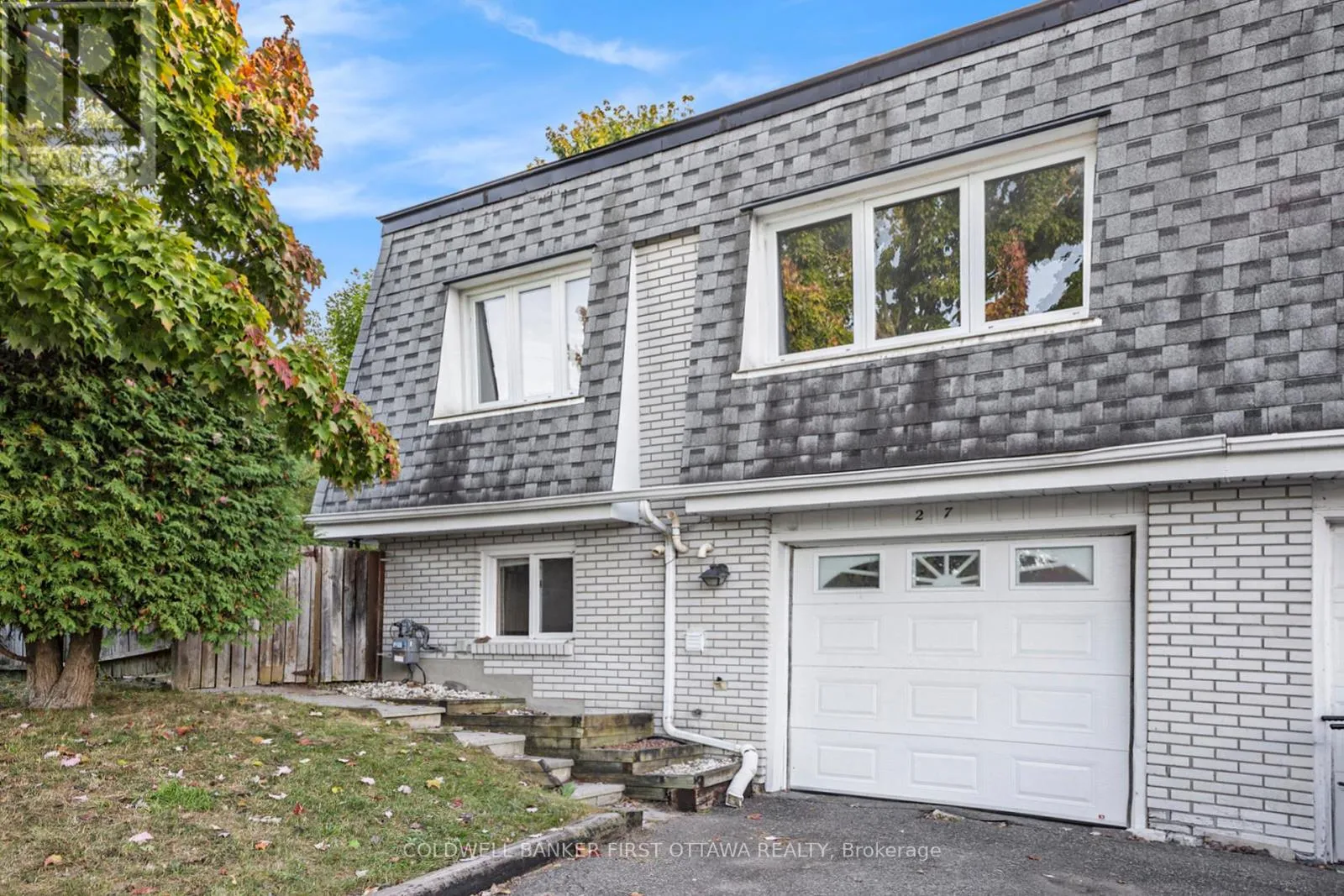 House for rent: 27 Ariel Court, Ottawa, Ontario K2H 8J1