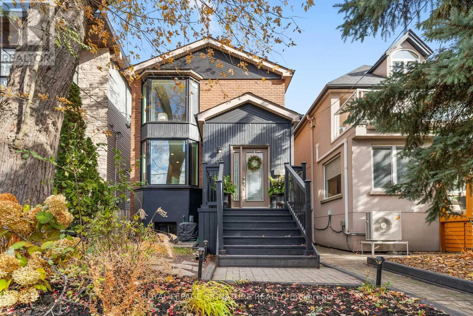 House for rent: 27 Beechwood Drive, Toronto, Ontario M4K 3H7