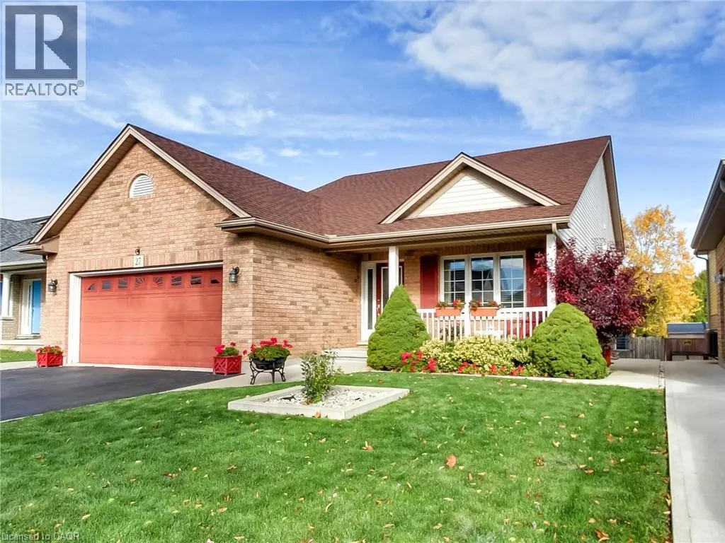 House for rent: 27 Cherry Avenue, Smithville, Ontario L0R 2A0