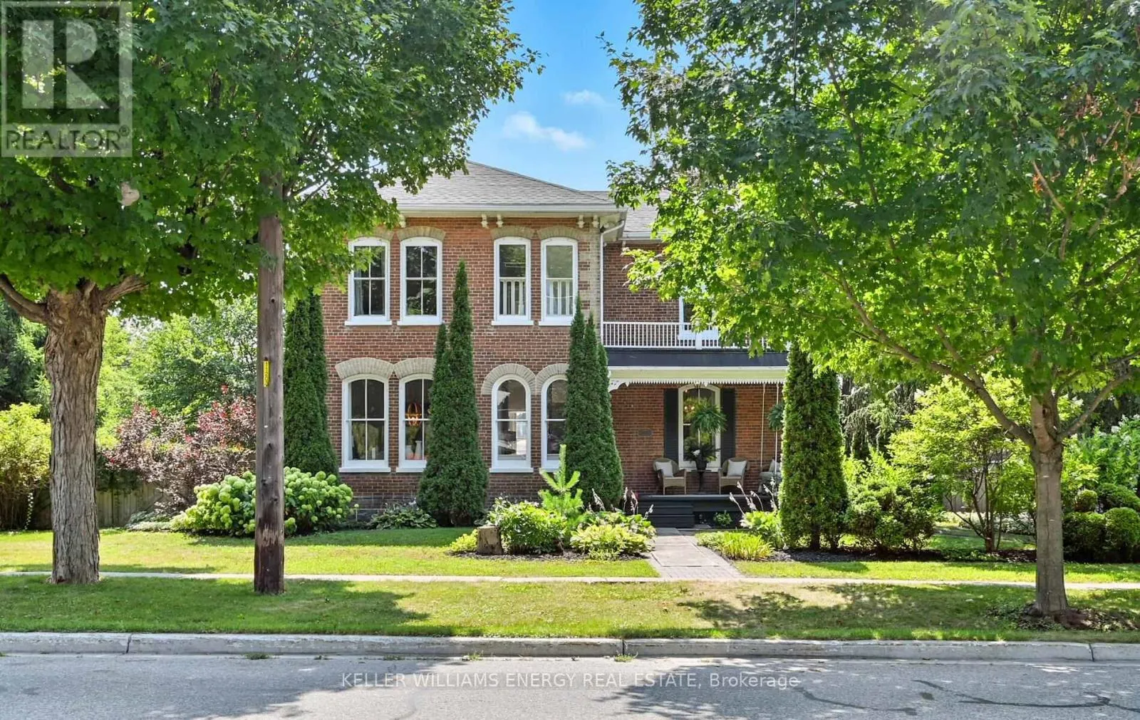 House for rent: 27 Columbus Road E, Oshawa, Ontario L1H 0G3