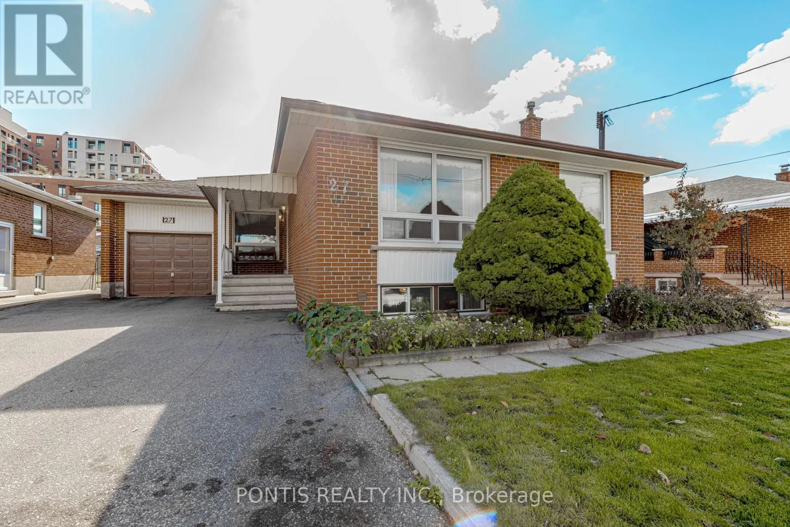 House for rent: 27 Diana Drive, Toronto, Ontario M3M 2W2