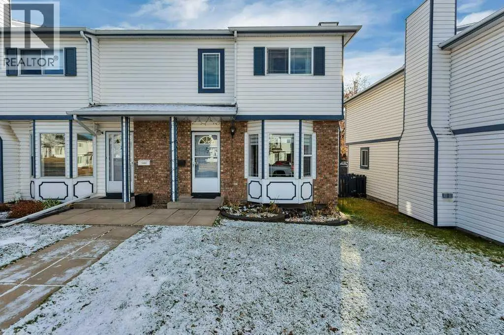 Row / Townhouse for rent: 27 Ellenwood Drive, Red Deer, Alberta T4R 2E1