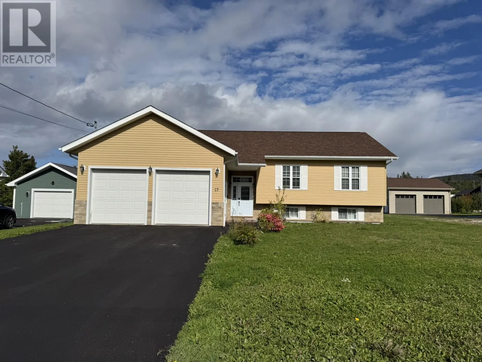 House for rent: 27 Foote Street, Pasadena, Newfoundland & Labrador A0L 1K0