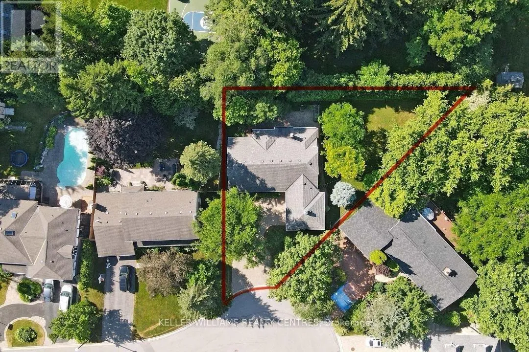 House for rent: 27 Hawthorne Lane, Aurora, Ontario L4G 3K8