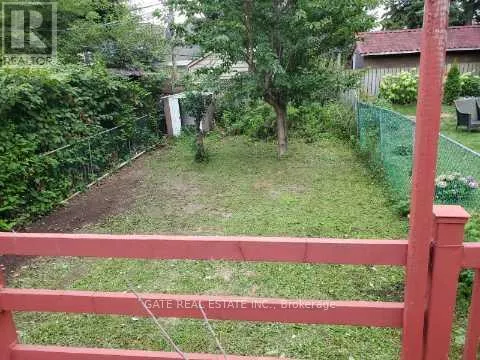 House for rent: 27 Lambton Avenue, Toronto, Ontario M6N 2S2