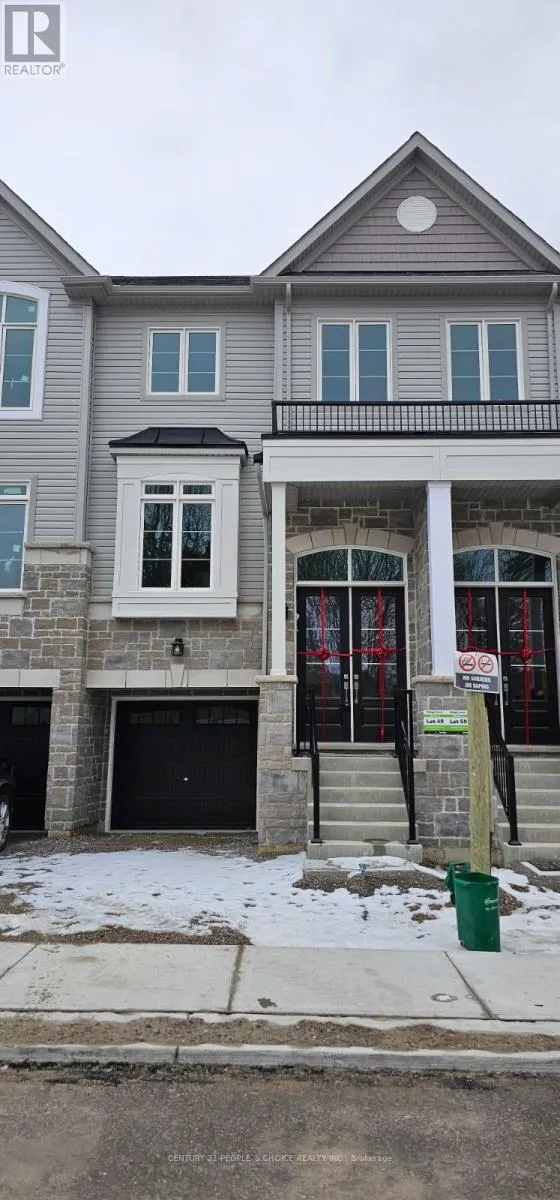Row / Townhouse for rent: 27 Lyall Stokes Circle, East Gwillimbury, Ontario L0G 1M0