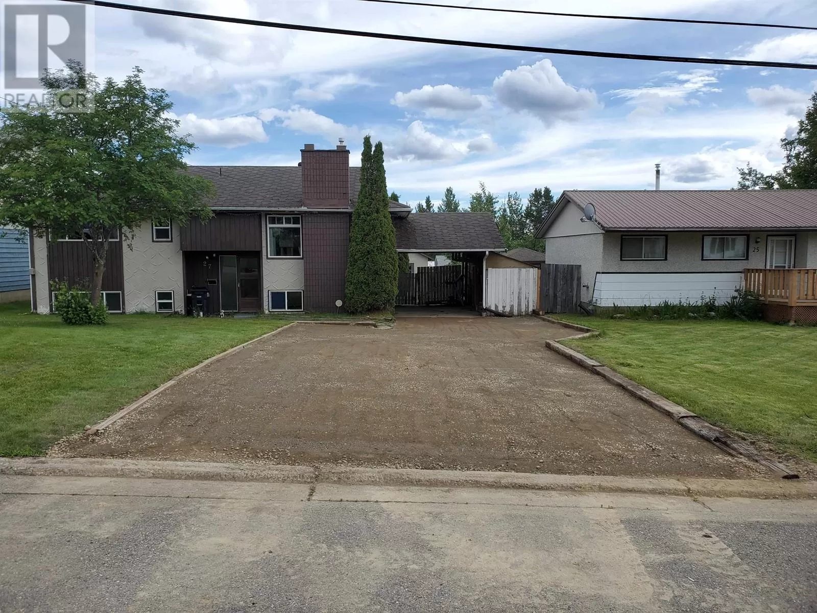 House for rent: 27 Manson Crescent, Mackenzie, British Columbia V0J 2C0