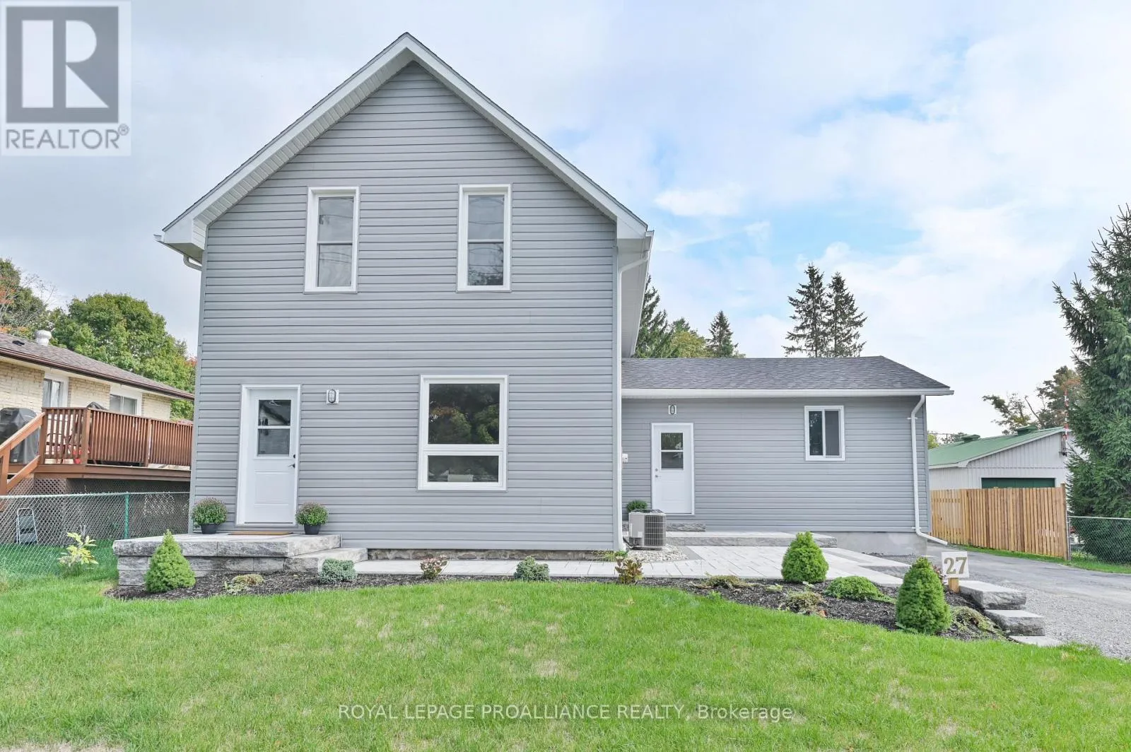 House for rent: 27 Maplewood Avenue, Brighton, Ontario K0K 1H0