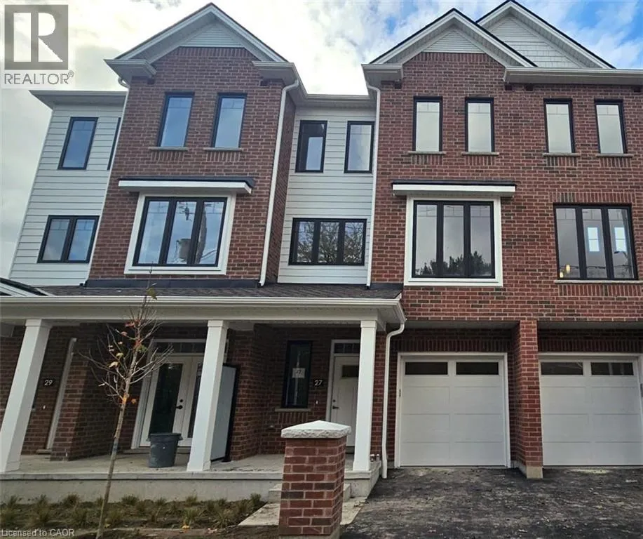 Row / Townhouse for rent: 27 Mill Street, Kitchener, Ontario N2G 0G6