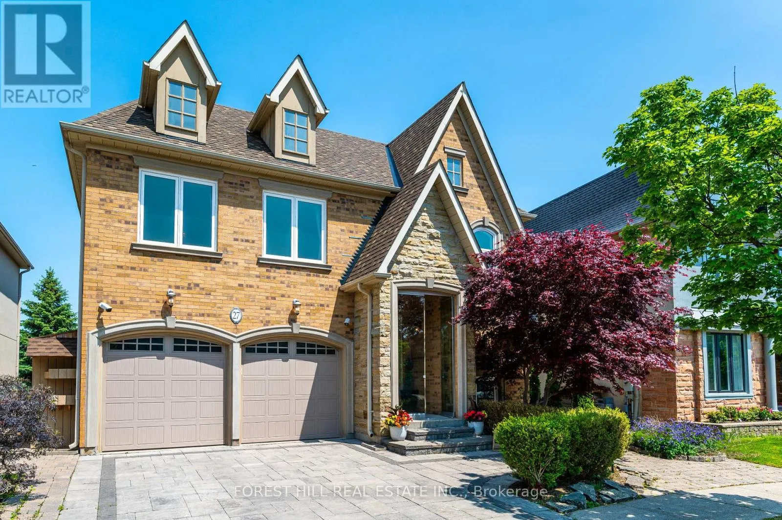 House for rent: 27 Ormsby Court, Richmond Hill, Ontario L4B 4P8