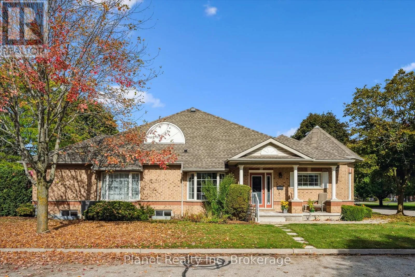 Other for rent: 27 Village Green Drive, Guelph, Ontario N1G 4X7