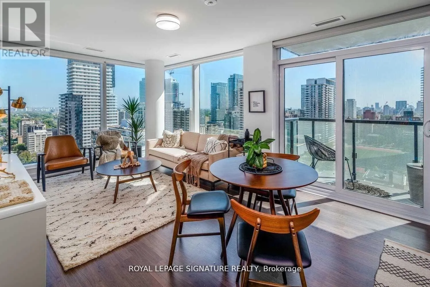 Apartment for rent: 2708 - 18 Erskine Avenue, Toronto, Ontario M4P 0C9