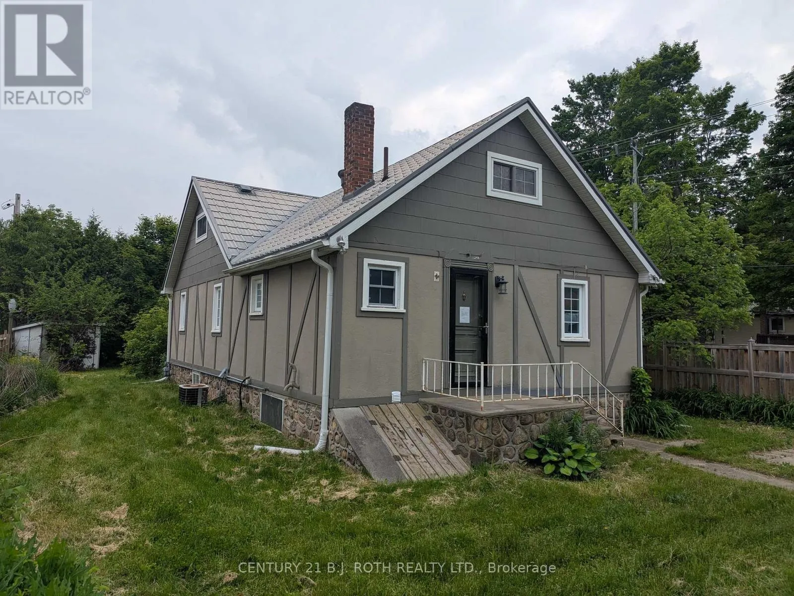 House for rent: 2709 25 Side Road, Innisfil, Ontario L9S 3T1