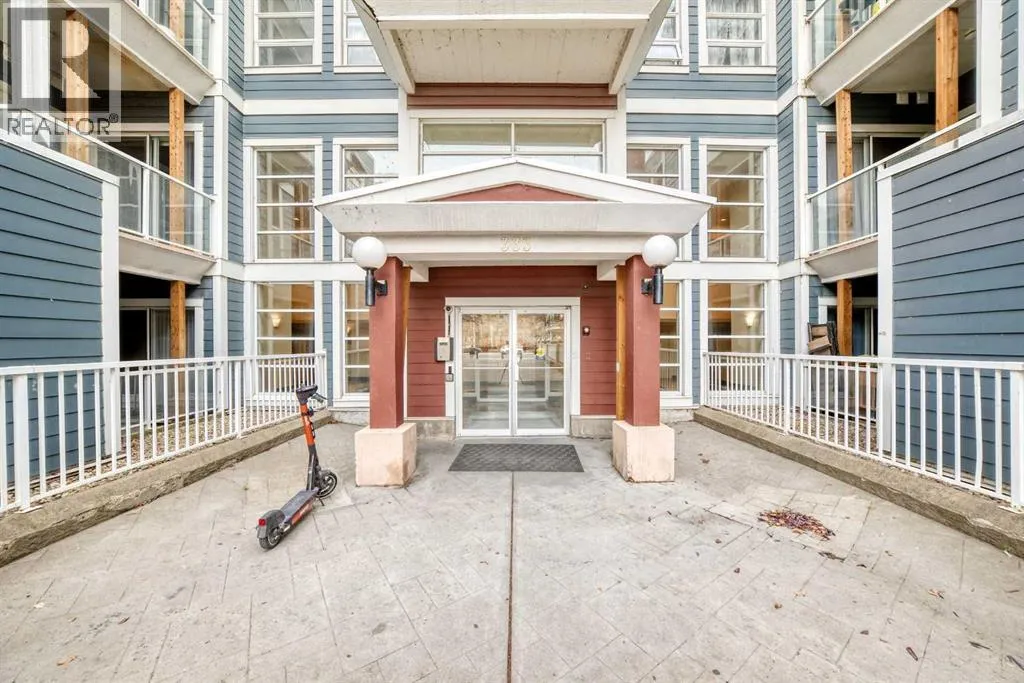 Apartment for rent: 271, 333 Riverfront Avenue Se, Calgary, Alberta T2G 5R1