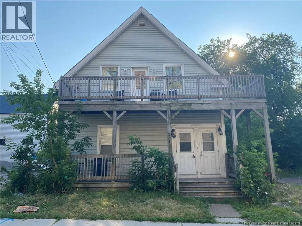 Duplex for rent: 271 Lutz, Moncton, New Brunswick E1C 5G4