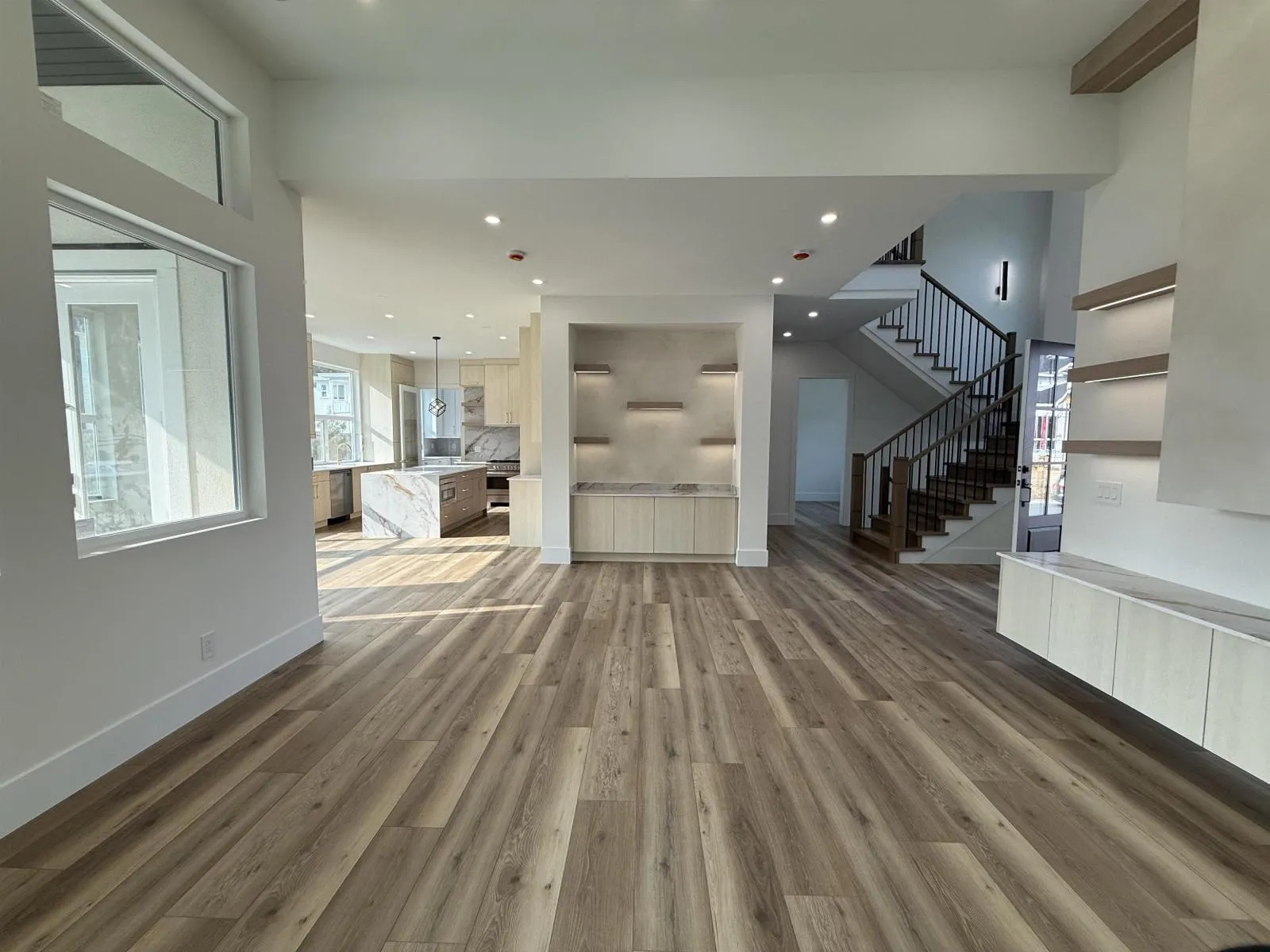 House for rent: 2711 202 Street, Langley, British Columbia V2Z 0B6