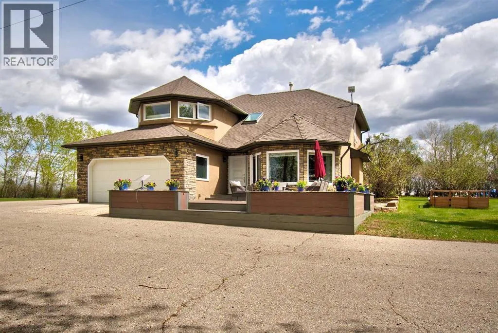 House for rent: 271196 Range Road 13  Nw, Airdrie, Alberta T4B 0B8