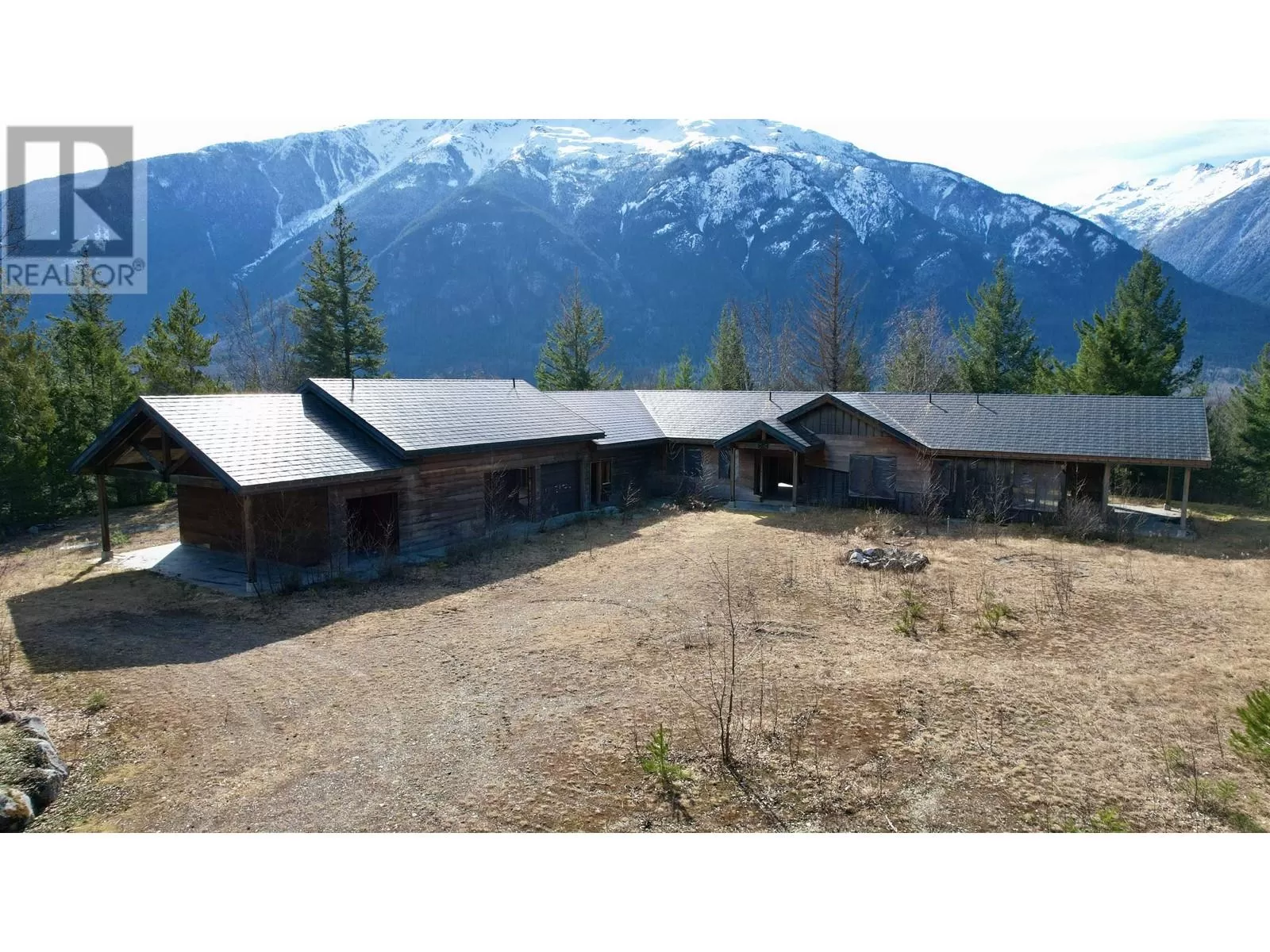 House for rent: 2712 Egan Road, Bella Coola, British Columbia V0T 1H0
