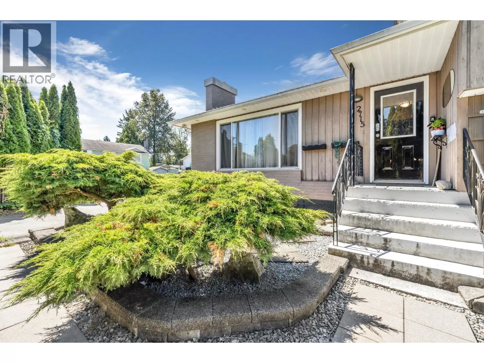 House for rent: 2715 Coast Meridian Road, Port Coquitlam, British Columbia V3B 3M6