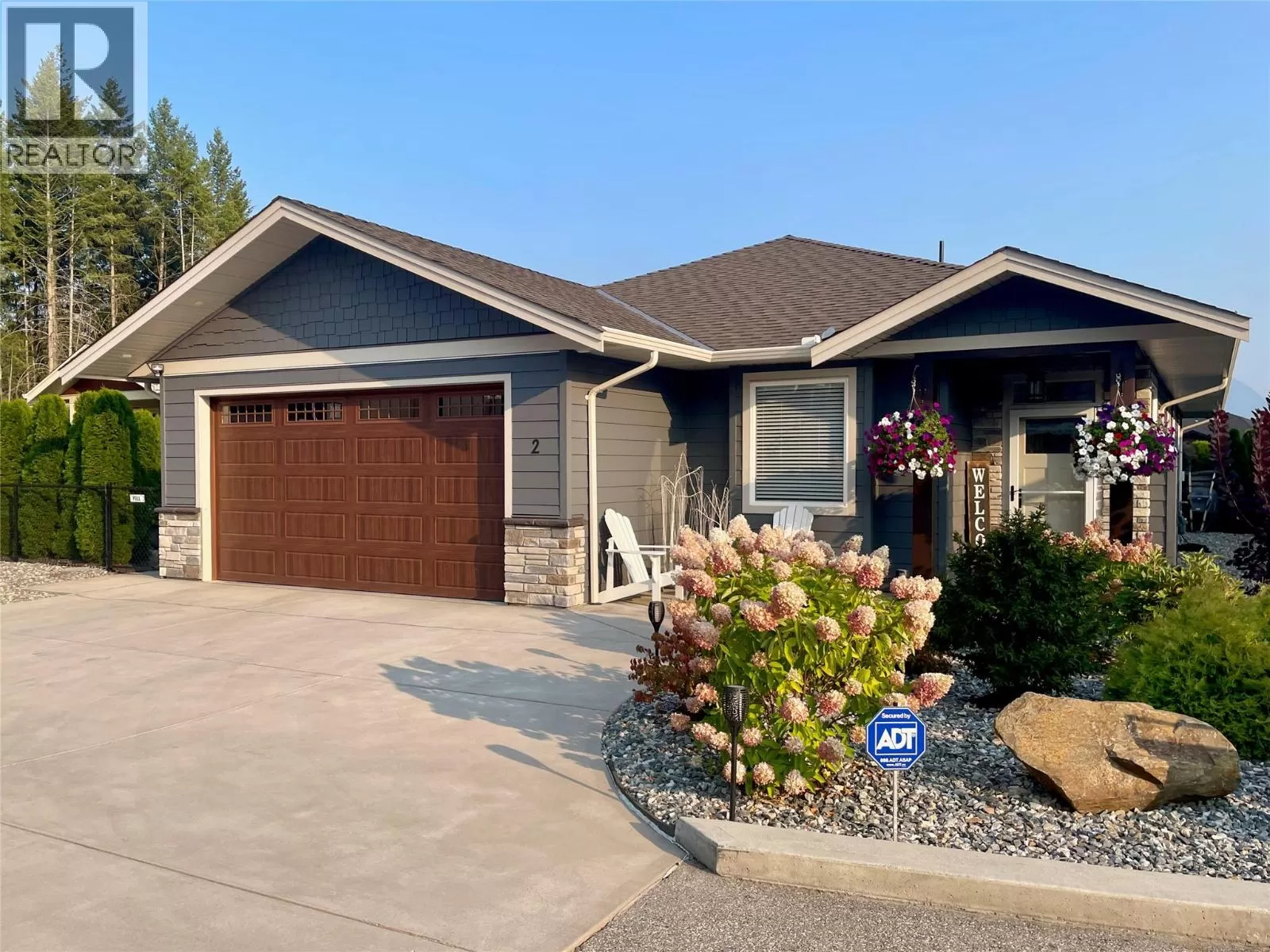 House for rent: 2715 Golf Course Drive Unit# 2, Blind Bay, British Columbia V0E 1H1