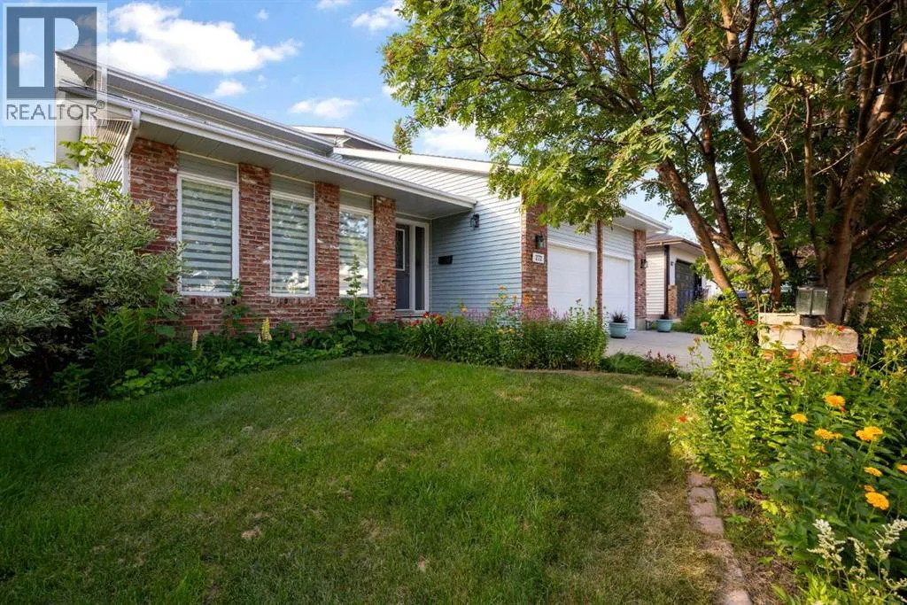 House for rent: 272 Ball Place, Fort McMurray, Alberta T9K 2A2