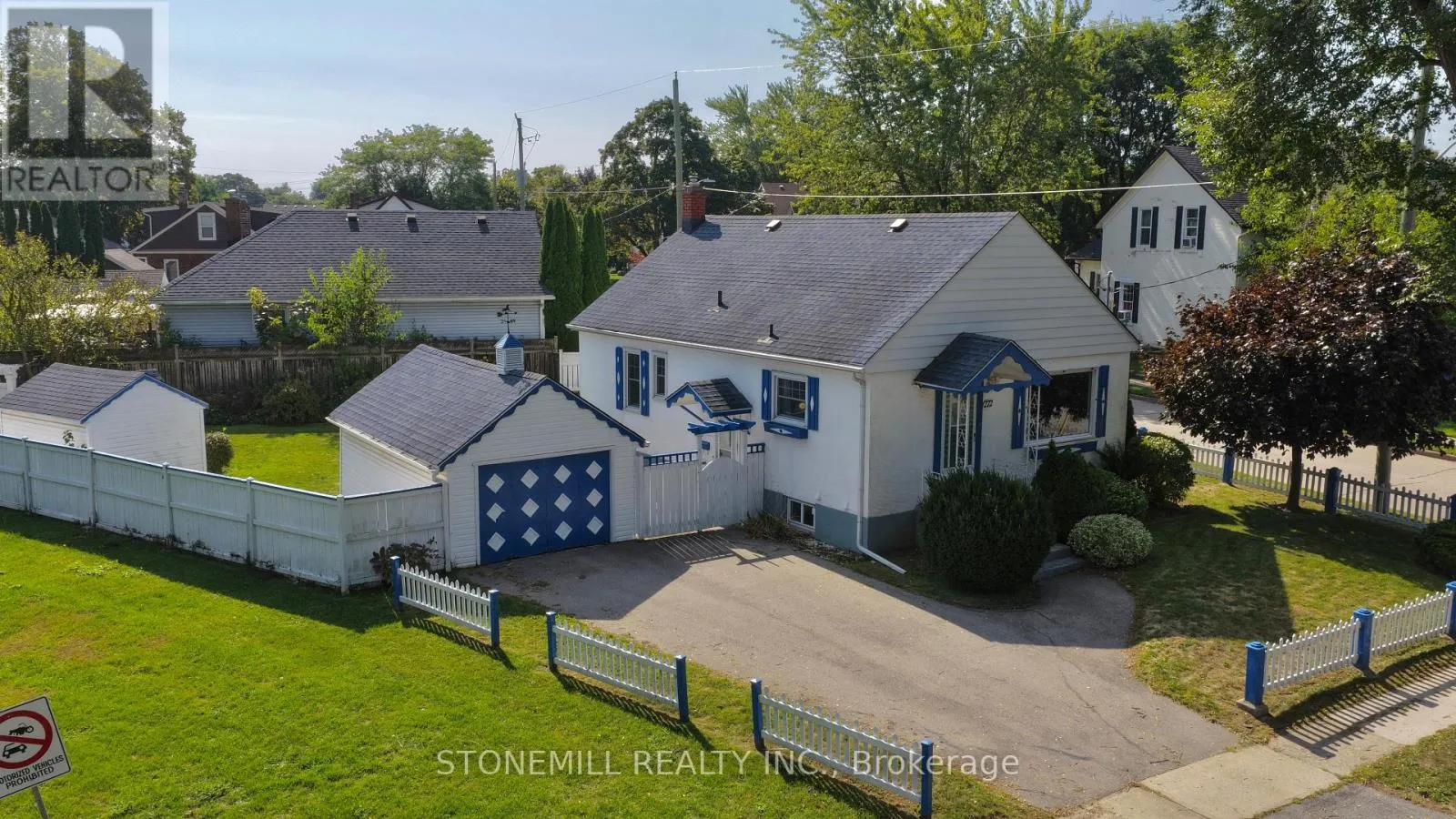 House for rent: 272 Carlton Street, St. Catharines, Ontario L2N 1B9