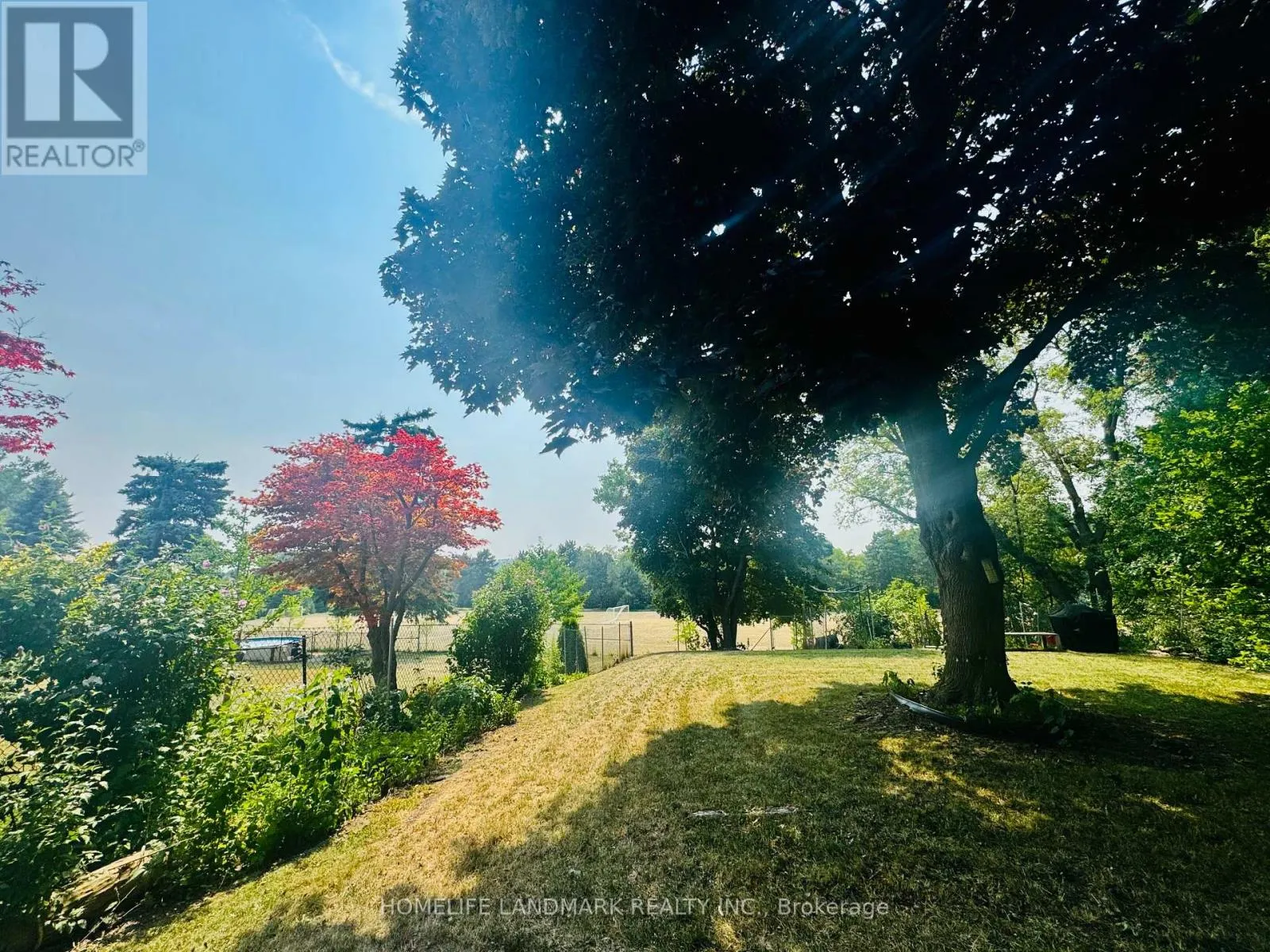 House for rent: 272 Essex (work Out Basement) Avenue, Richmond Hill, Ontario L4C 2C2