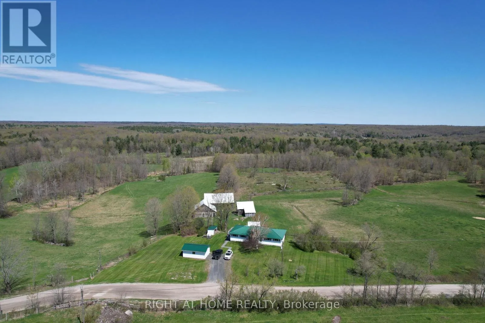 House for rent: 2720 Bell Line Road N, Frontenac, Ontario K0H 2P0