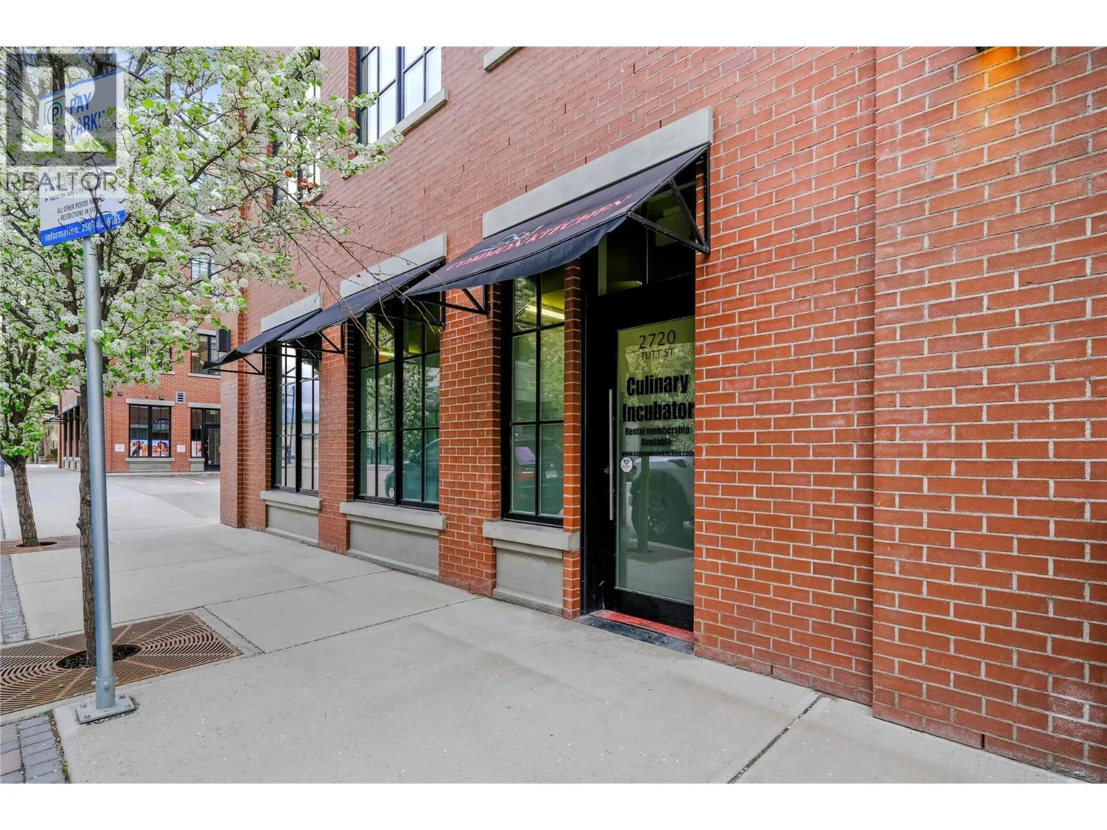 Retail for rent: 2720 Tutt Street, Kelowna, British Columbia V1Y 5A7