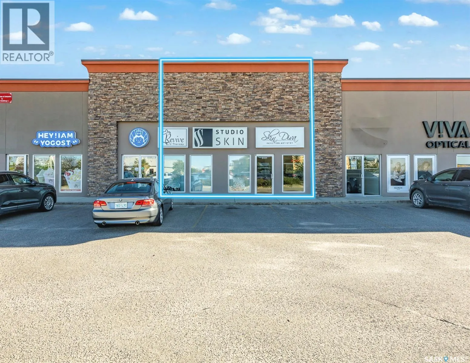 Retail for rent: 2721 Quance Street E, Regina, Saskatchewan S4V 3B7