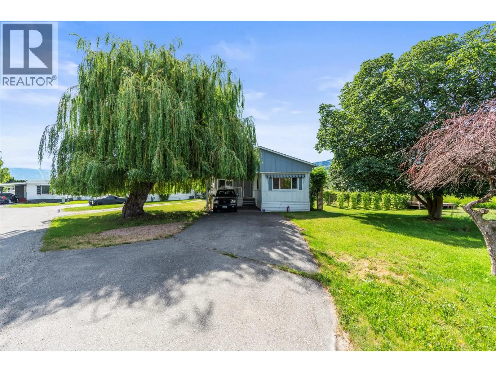 Manufactured Home for rent: 2727 Lakeshore Road Unit# 101, Vernon, British Columbia V1H 1X5