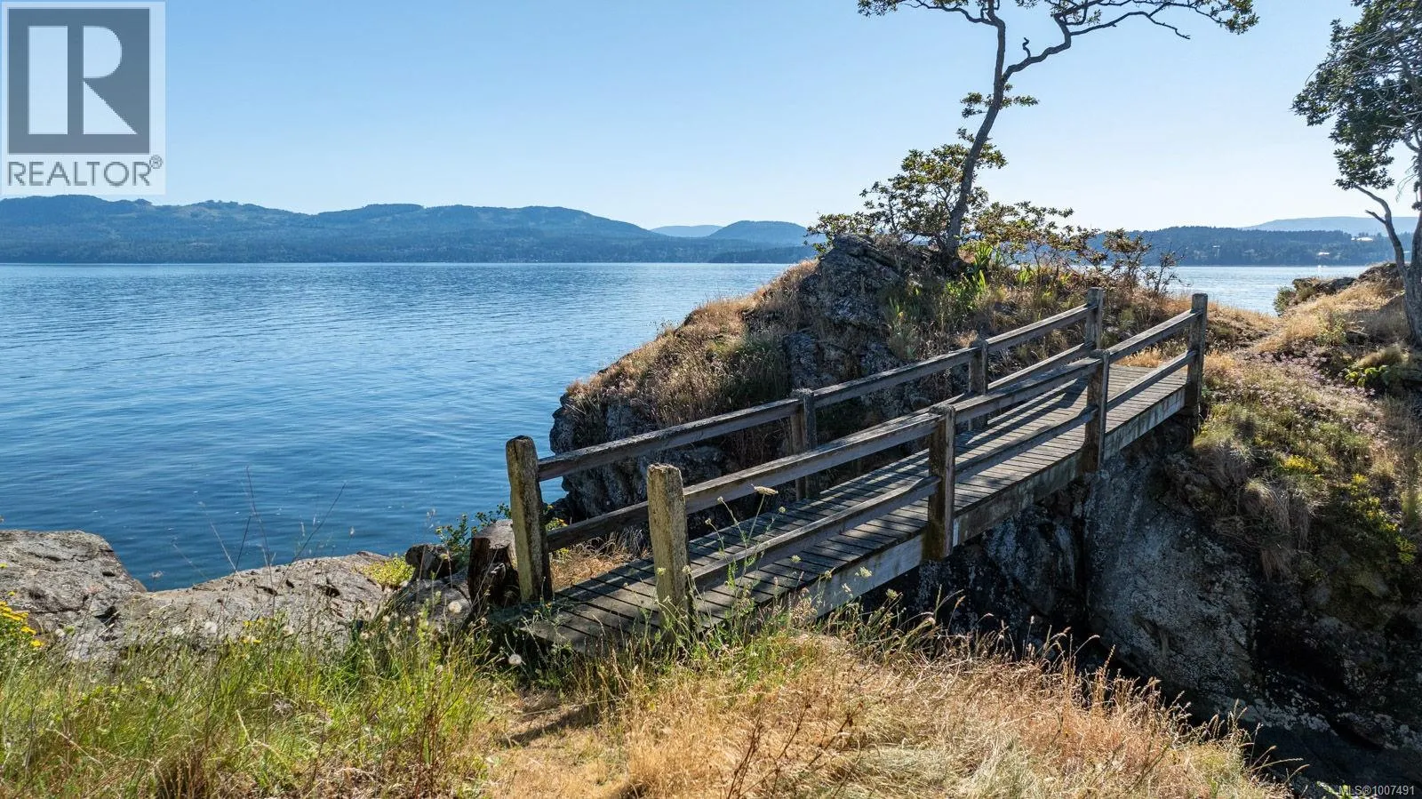 House for rent: 273 Coal Point Lane, North Saanich, British Columbia V8L 5P1