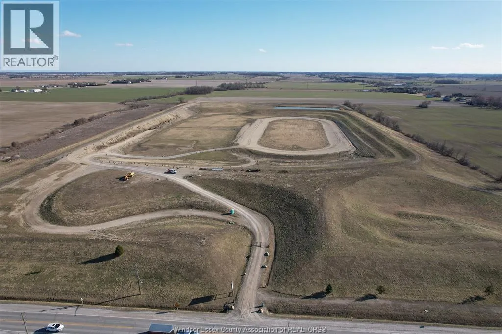 273 County Rd 42, Lakeshore, Ontario N8N 2L9