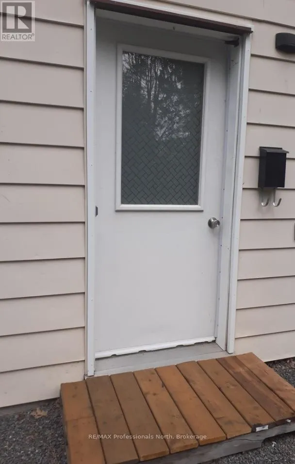 House for rent: 273 Skyhills Road, Huntsville, Ontario P1H 2N5