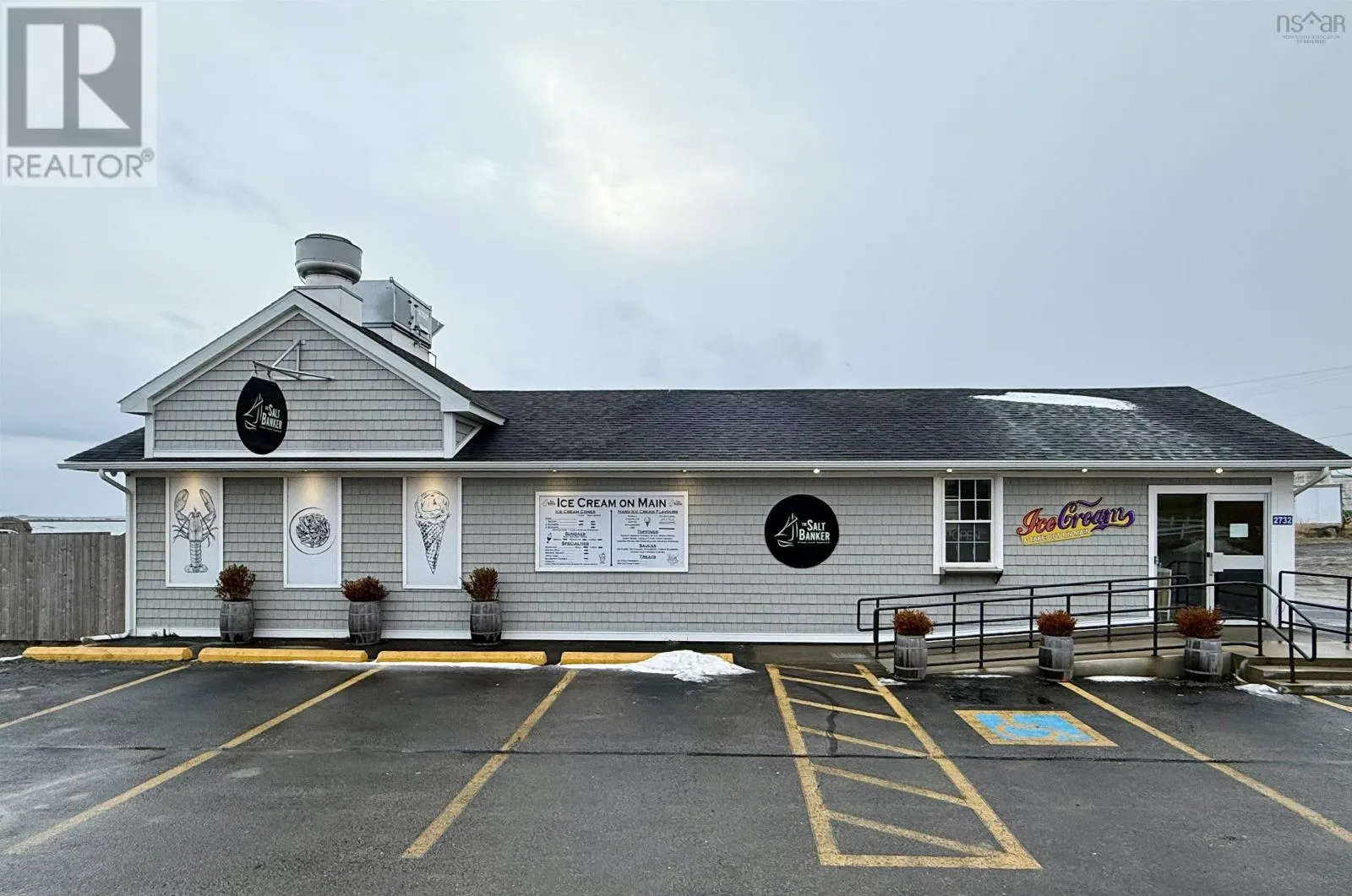 2732 Main Street, Clark's Harbour, Nova Scotia B0W 1P0
