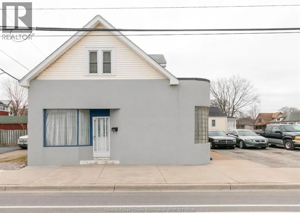 House for rent: 2739 Seminole Street, Windsor, Ontario N8Y 1X9