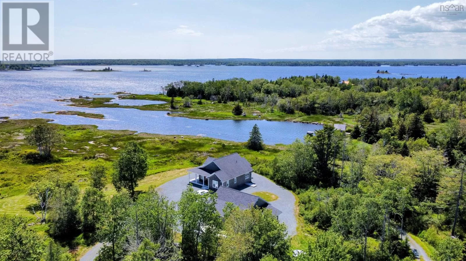 House for rent: 274 Indian Point Road, East Port Medway, Nova Scotia B0J 2H0