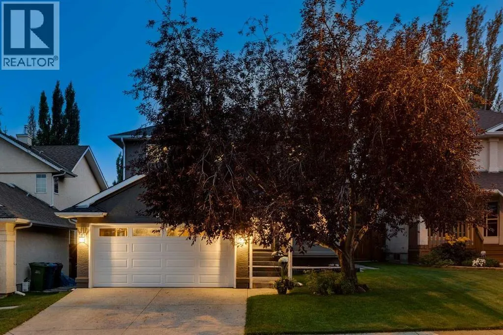 House for rent: 274 Mt Assiniboine Place Se, Calgary, Alberta T2Z 2N5