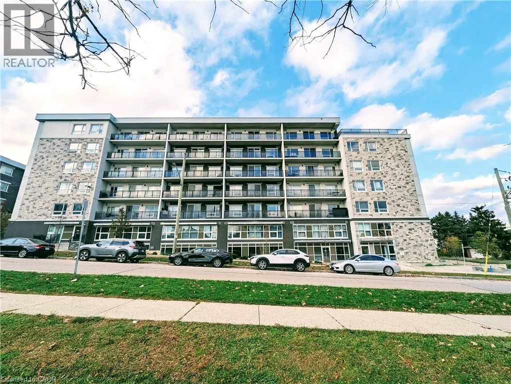 Apartment for rent: 275 B Larch Street Unit# 514, Waterloo, Ontario N2L 3R2