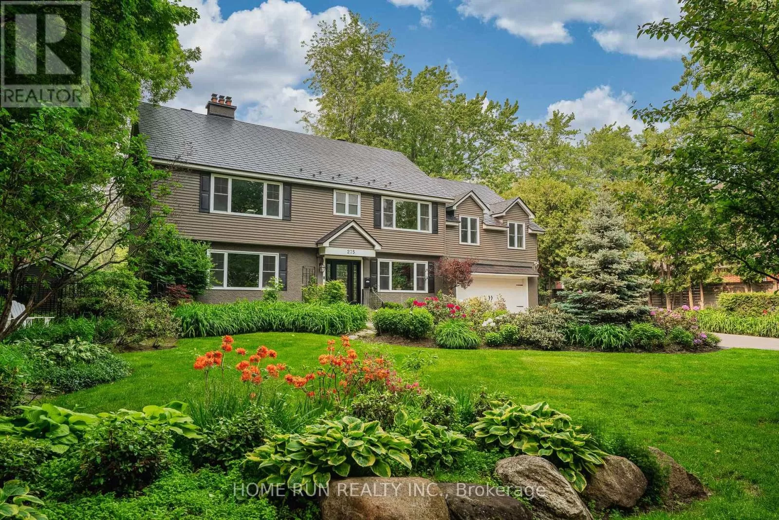 House for rent: 275 Buchan Road, Ottawa, Ontario K1M 0W4