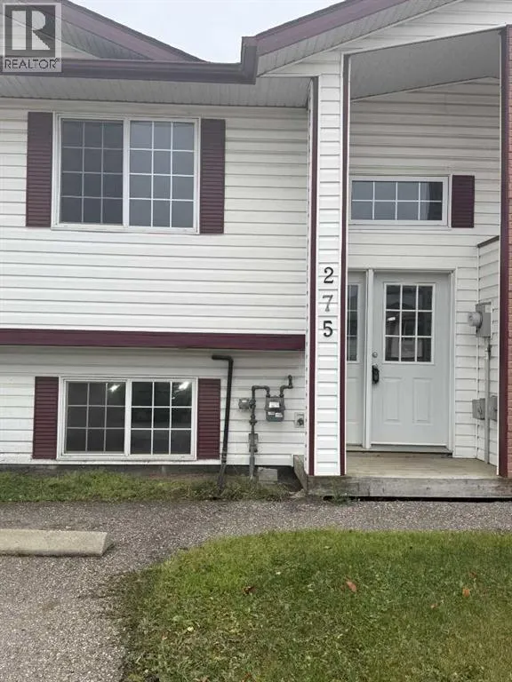 Row / Townhouse for rent: 275 Mustang Road, Fort McMurray, Alberta T9H 5L7