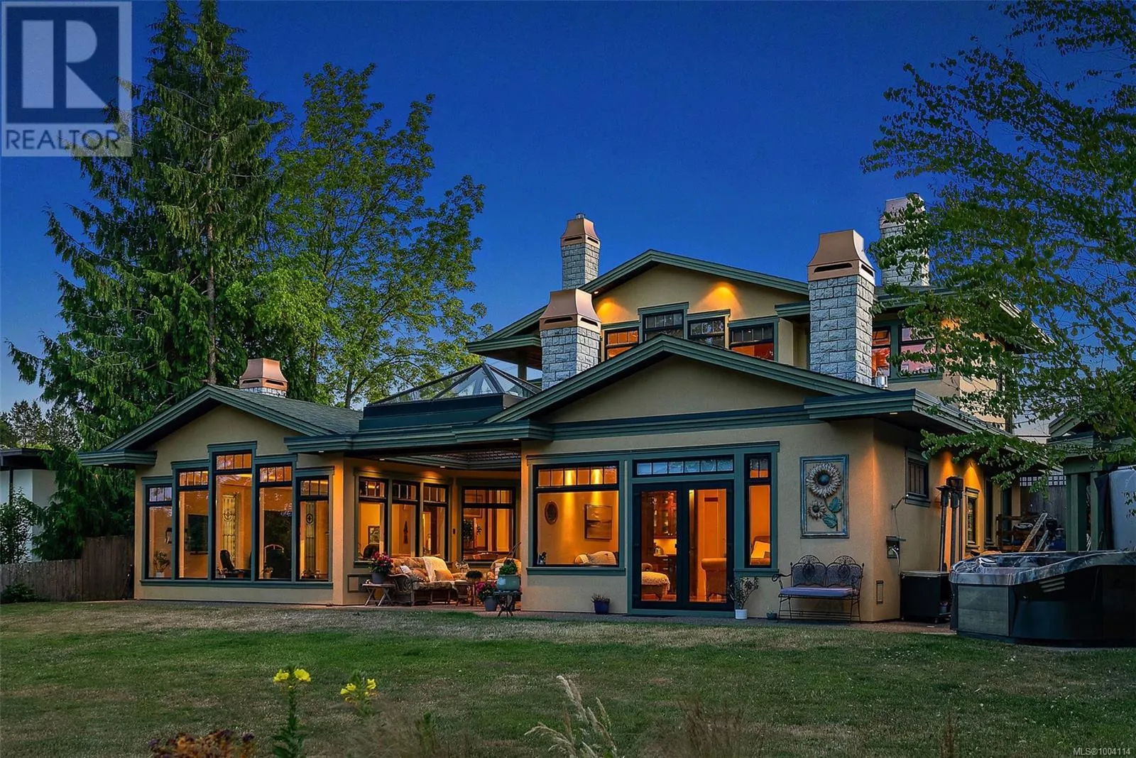 House for rent: 2751 Shoreline Dr, View Royal, British Columbia V9B 1M7