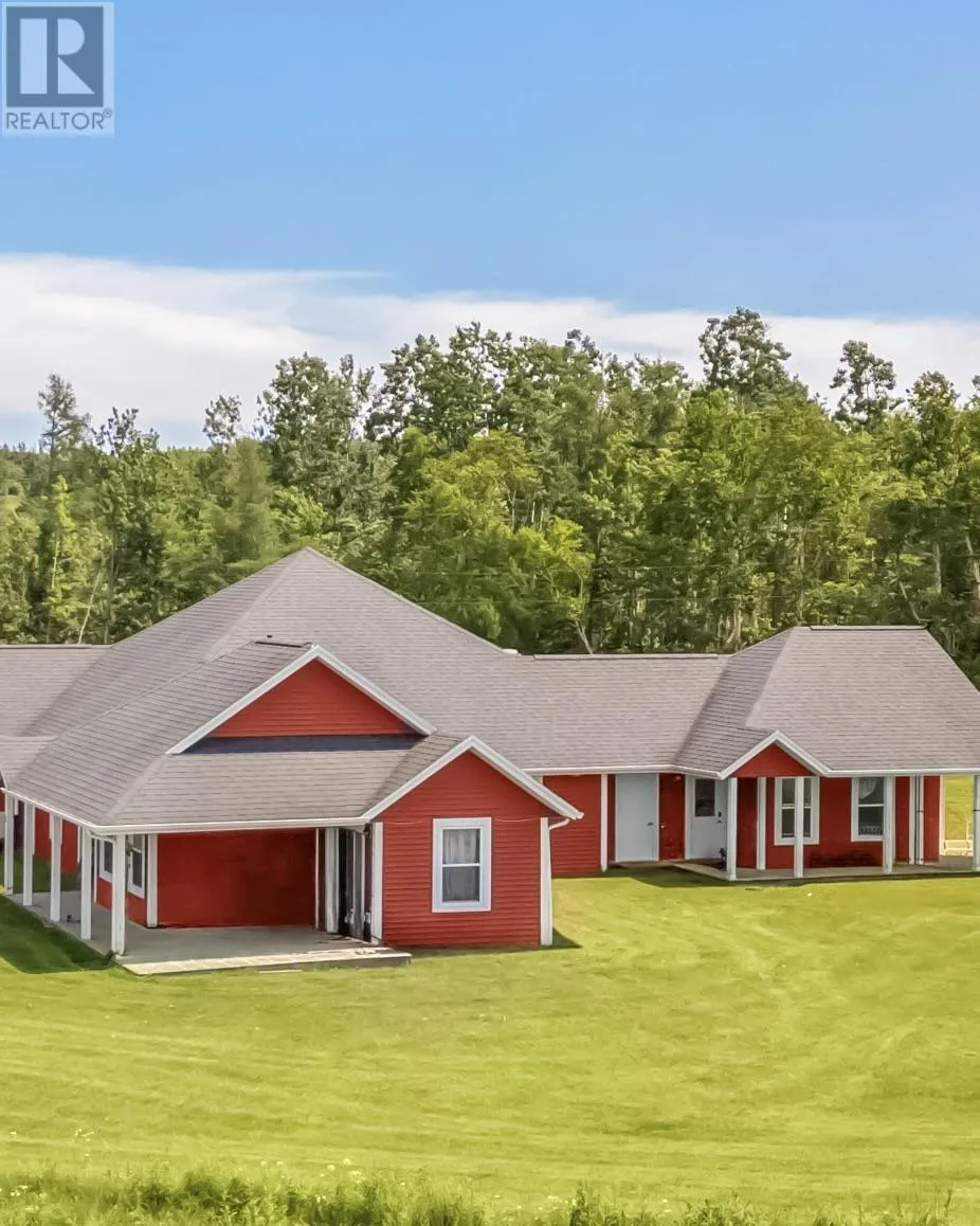 Fourplex for rent: 276 Floating Bridge Road, Murray River, Prince Edward Island C0A 1W0