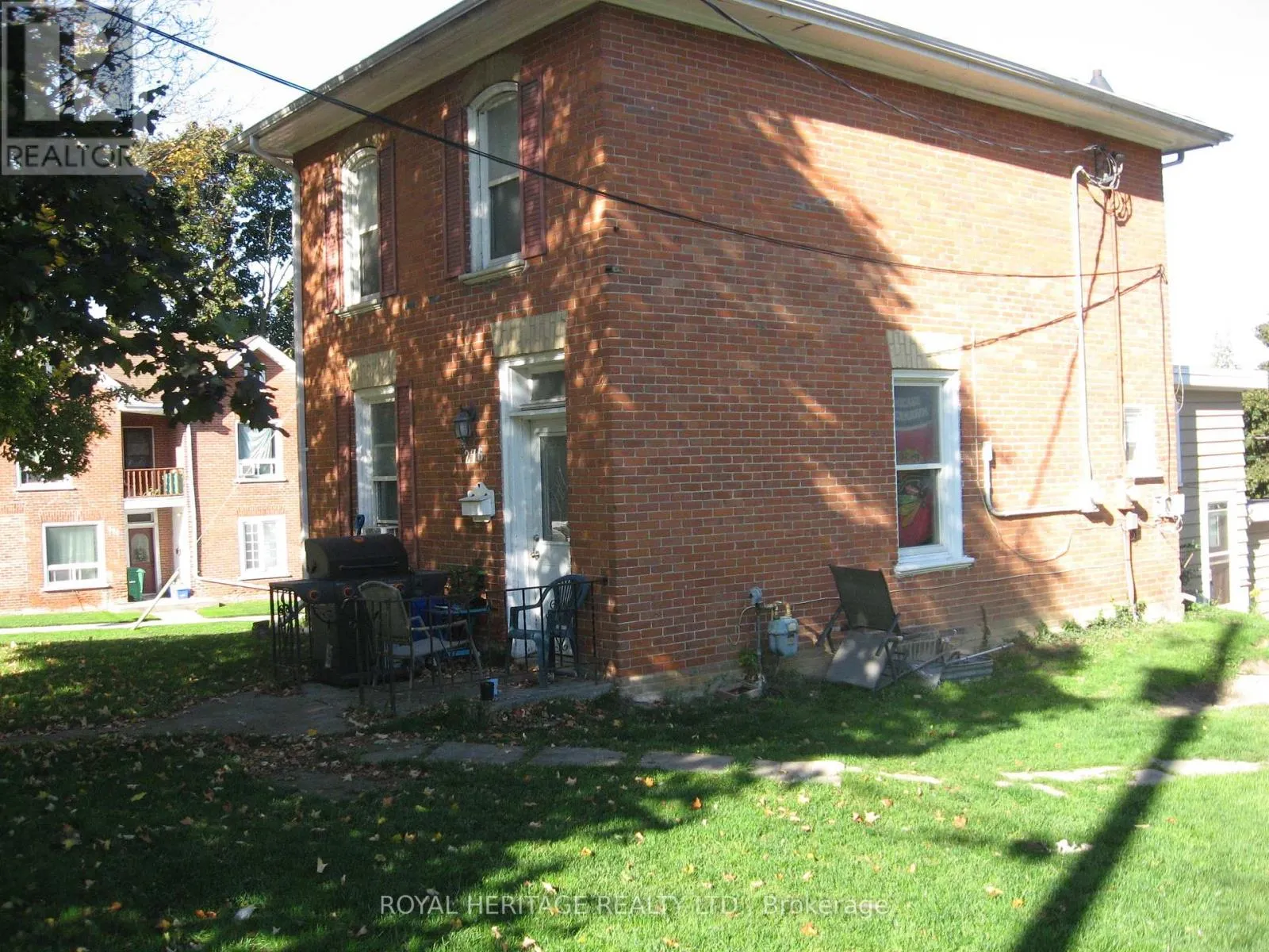 Duplex for rent: 276 Parkhill Road W, Peterborough, Ontario K9H 3H5