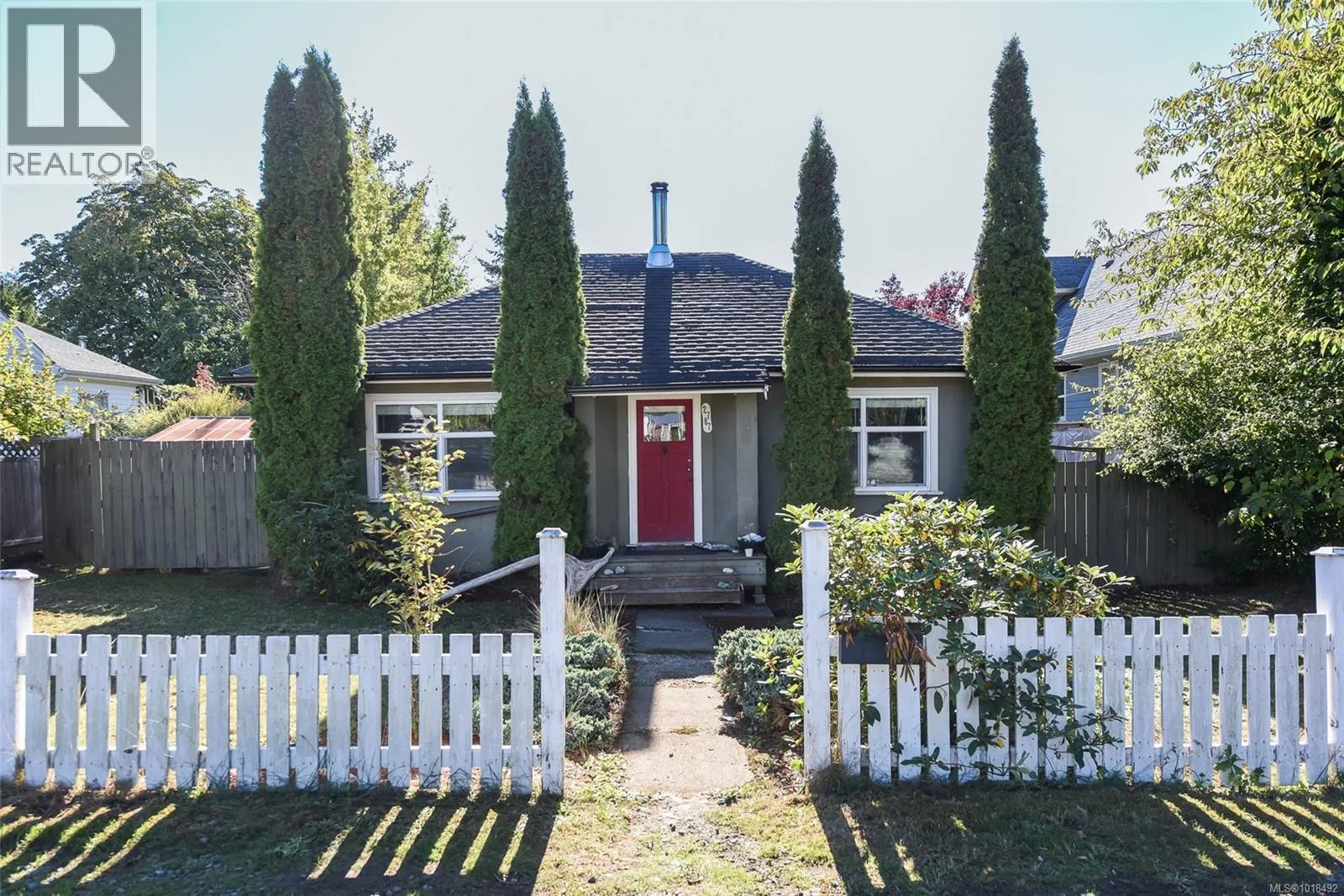 House for rent: 2767 Ulverston Ave, Cumberland, British Columbia V0R 1S0