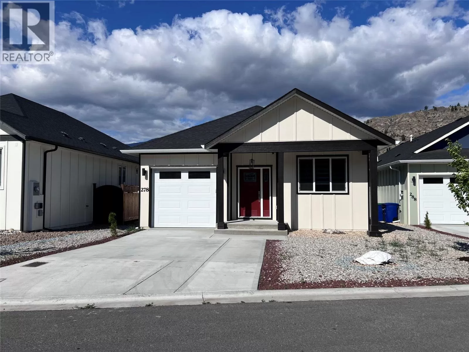 House for rent: 278 Bentgrass Avenue, Oliver, British Columbia V0H 1T3