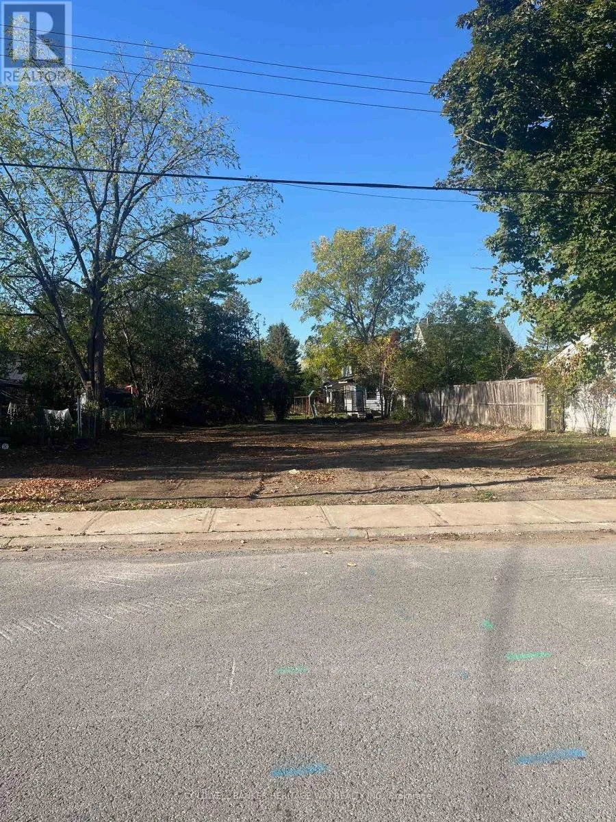 278 Flora Street, Carleton Place, Ontario K7C 3M5