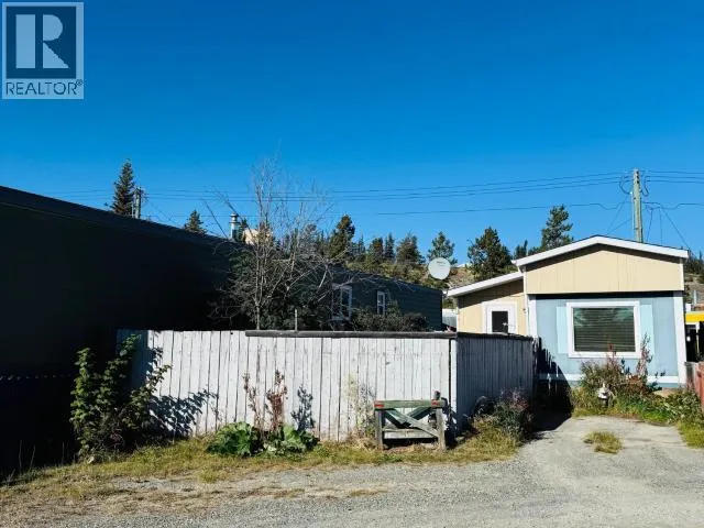 Mobile Home for rent: 27-833 Range Road, Whitehorse, Yukon Y1A 4B3