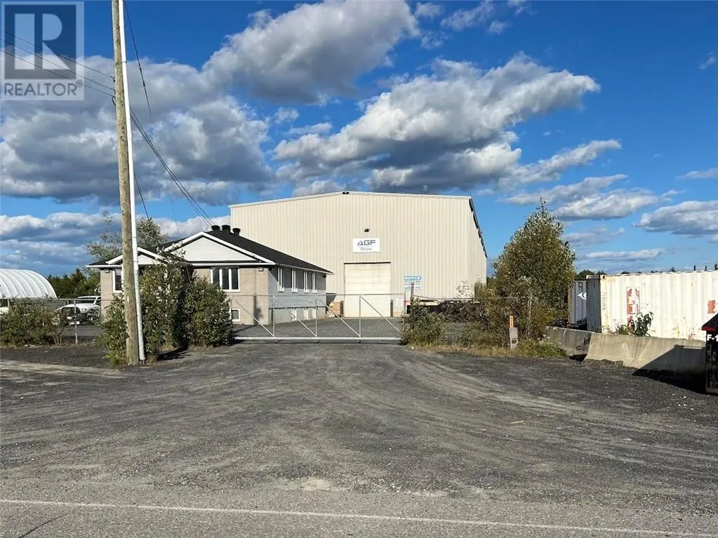 Manufacturing for rent: 2788 Belisle Drive, Sudbury, Ontario P3N 1B3